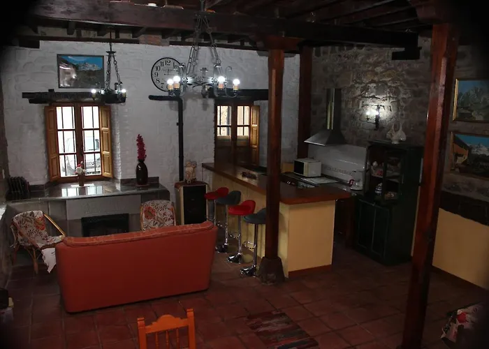 Sobrevilla Ii Country house *