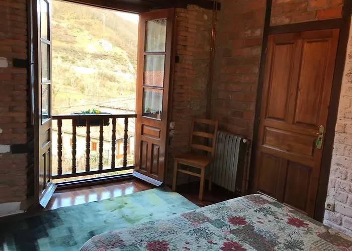 Sobrevilla Ii Country house Pido